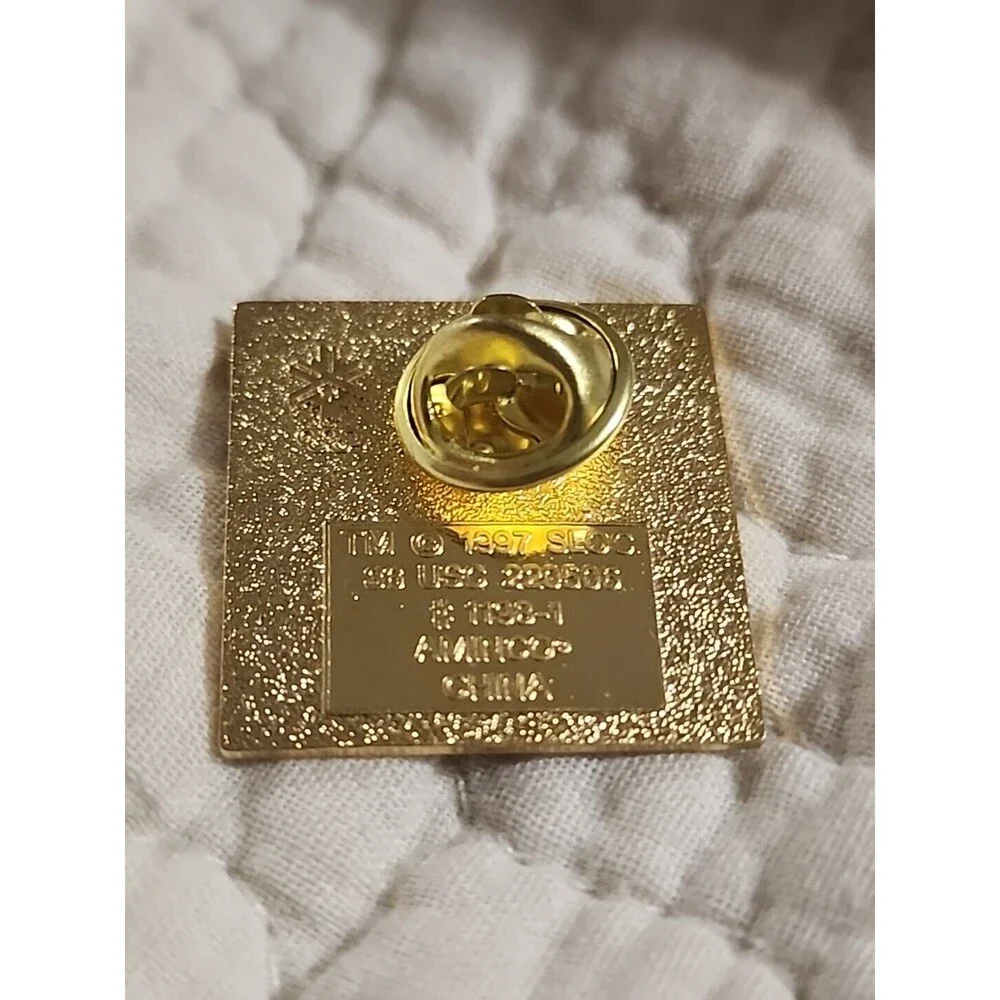Salt Lake City 2002 Olympic Pin NEW Gold Tone Black Vintage